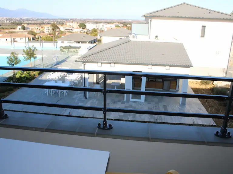 Terrazza privata del monolocale all’Hôtel Résidence A Torra a Vescovato, vicino a Bastia