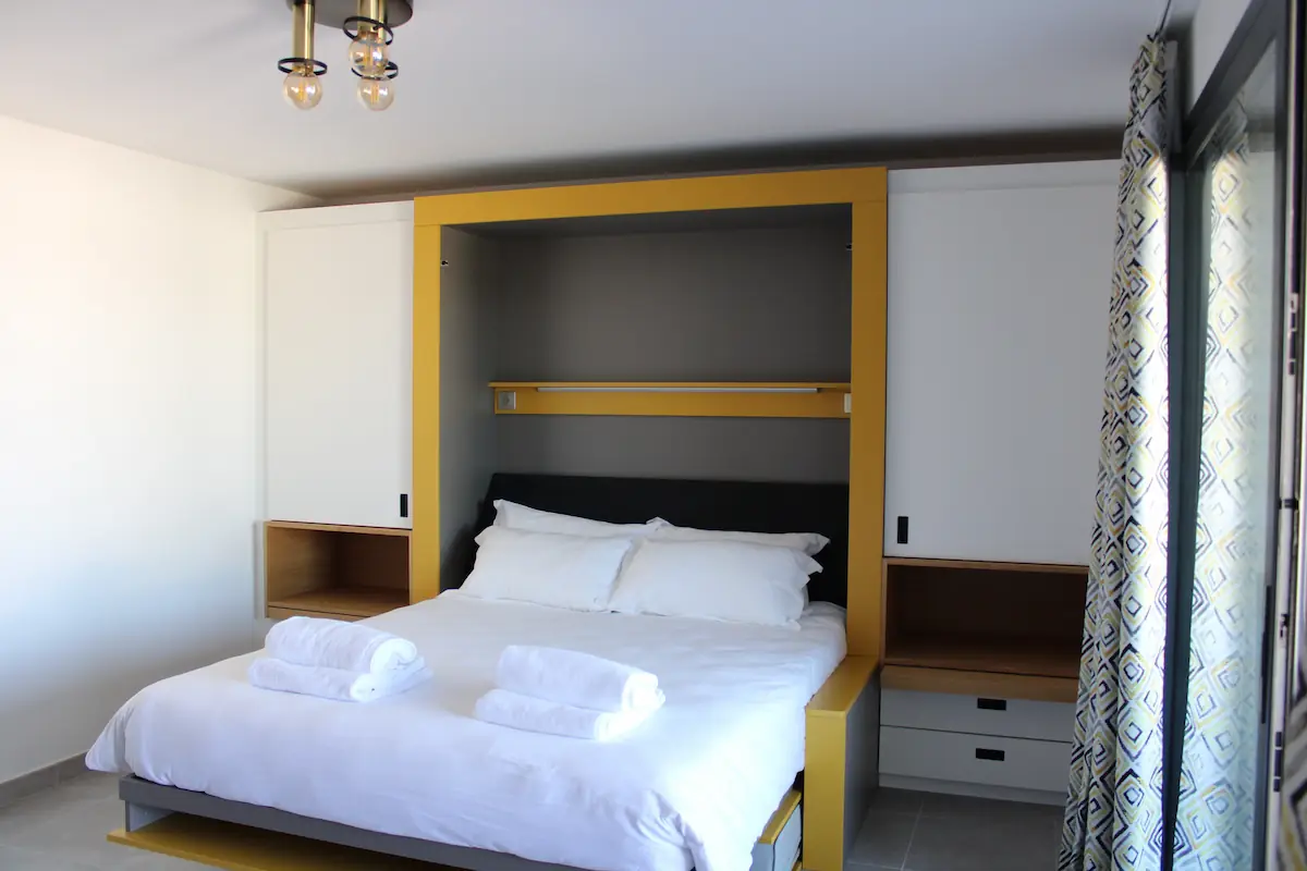 Studio with 160×200 double bed in Vescovato near Bastia - Hôtel Résidence A Torra