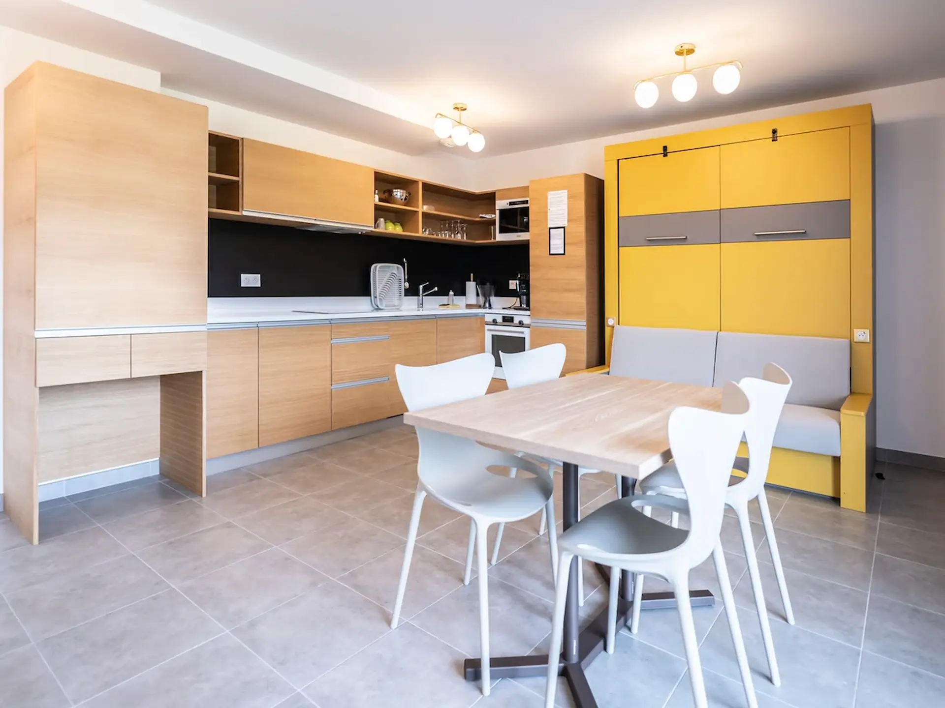 Cuisine équipée avec séjour appartement T2 Supérieur à Vescovato
