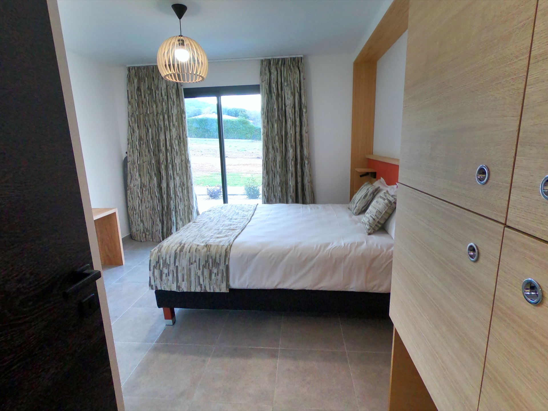 Superior two-bedroom apartment (T3) in Corsica near Bastia