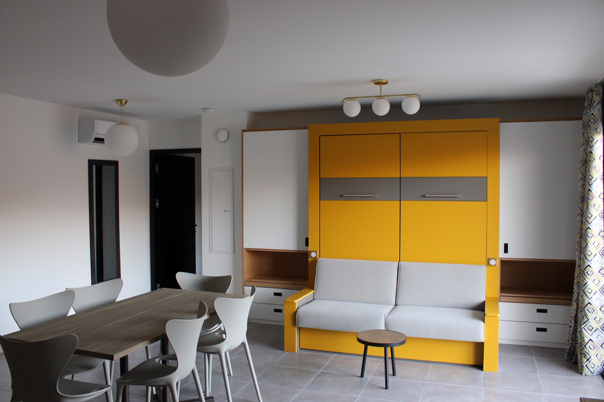 Superior two-bedroom apartment (T3) in Corsica near Bastia