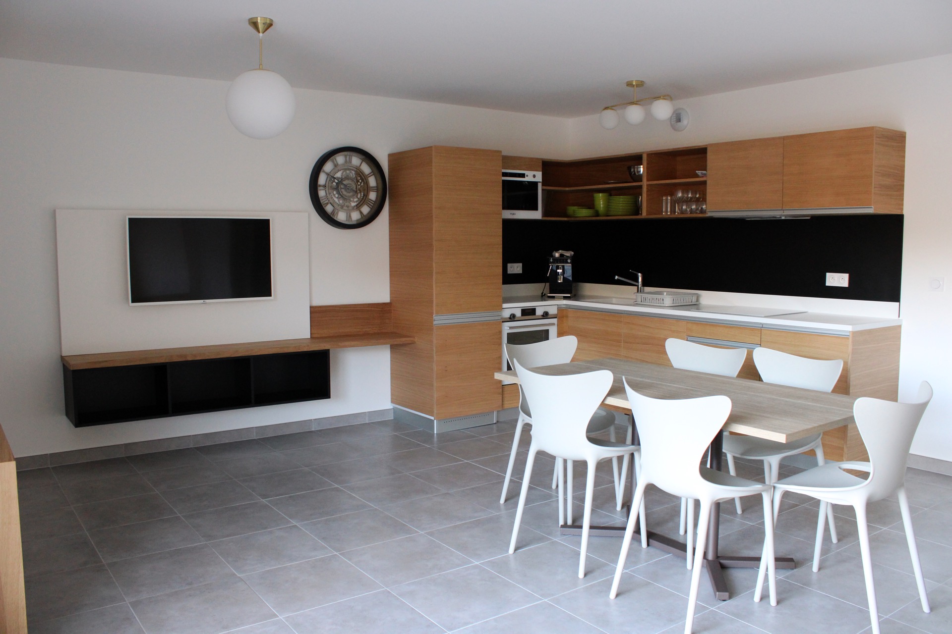 Superior two-bedroom apartment (T3) in Corsica near Bastia