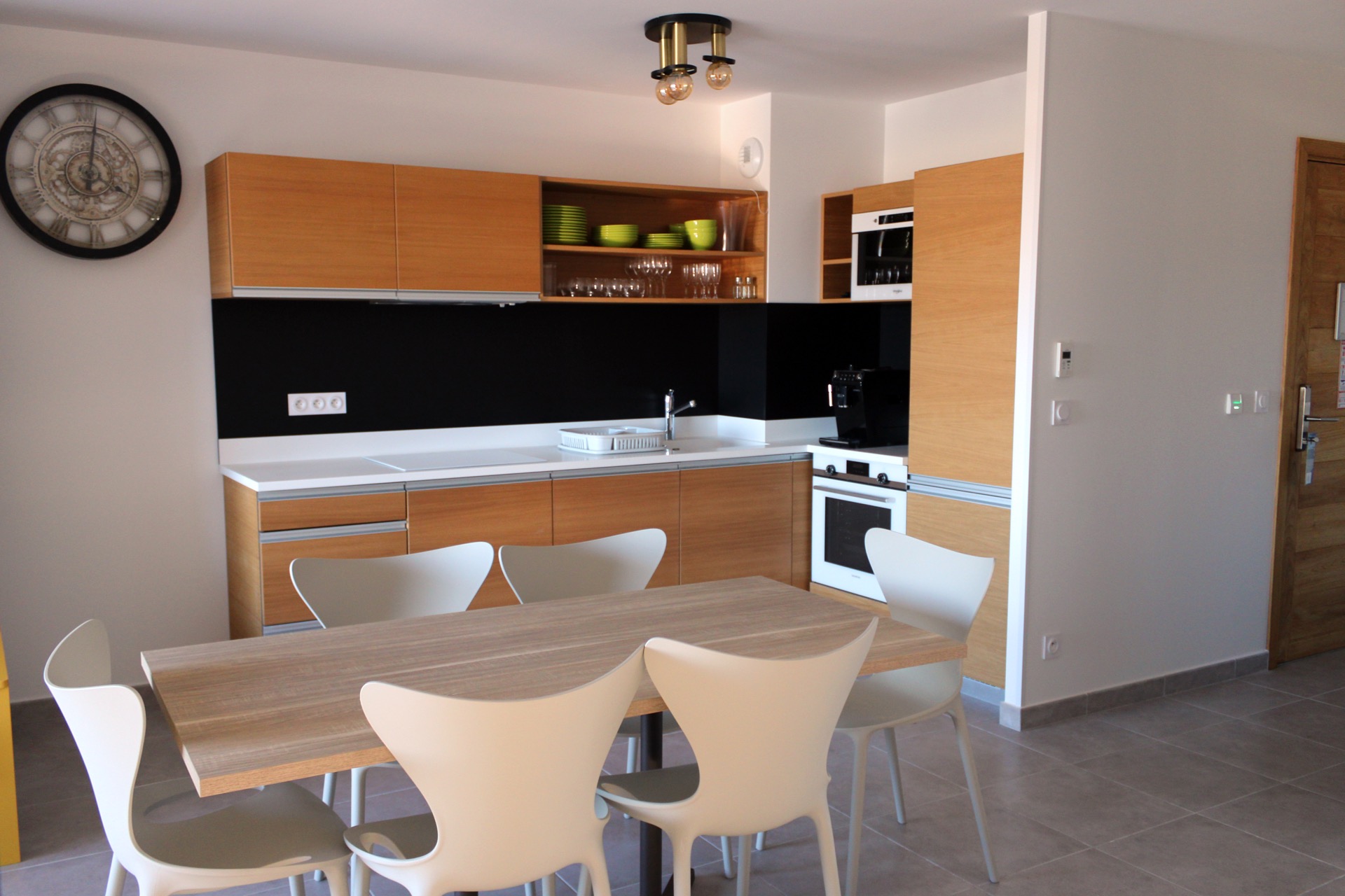 Two-bedroom apartment (T3) in Corsica near Bastia